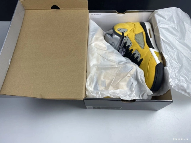 One Kick Jordan 5 Retro Air T23 454783-701 Tokyo 0801